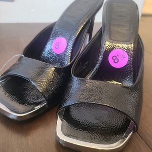 DKNY Open toe heeled shoe